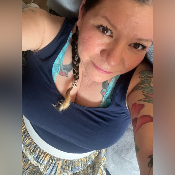 Meet your Posher, Jessica - Picture 3 of 8